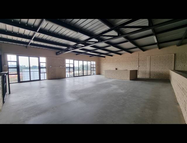 712M² WAREHOUSE TO LET IN POMONA